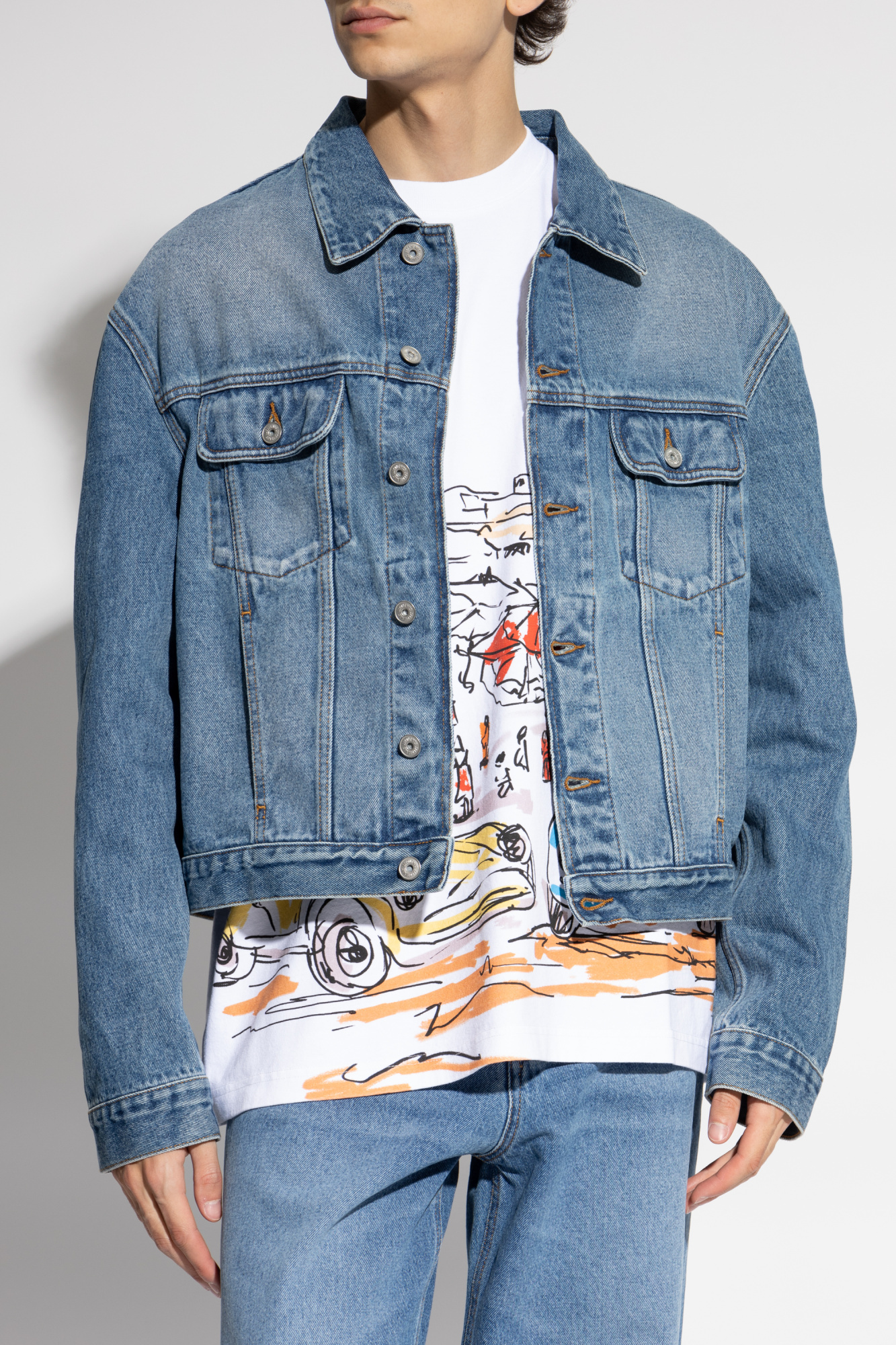Jacquemus Vintage Light Wash Cropped Denim Jacket In Blue