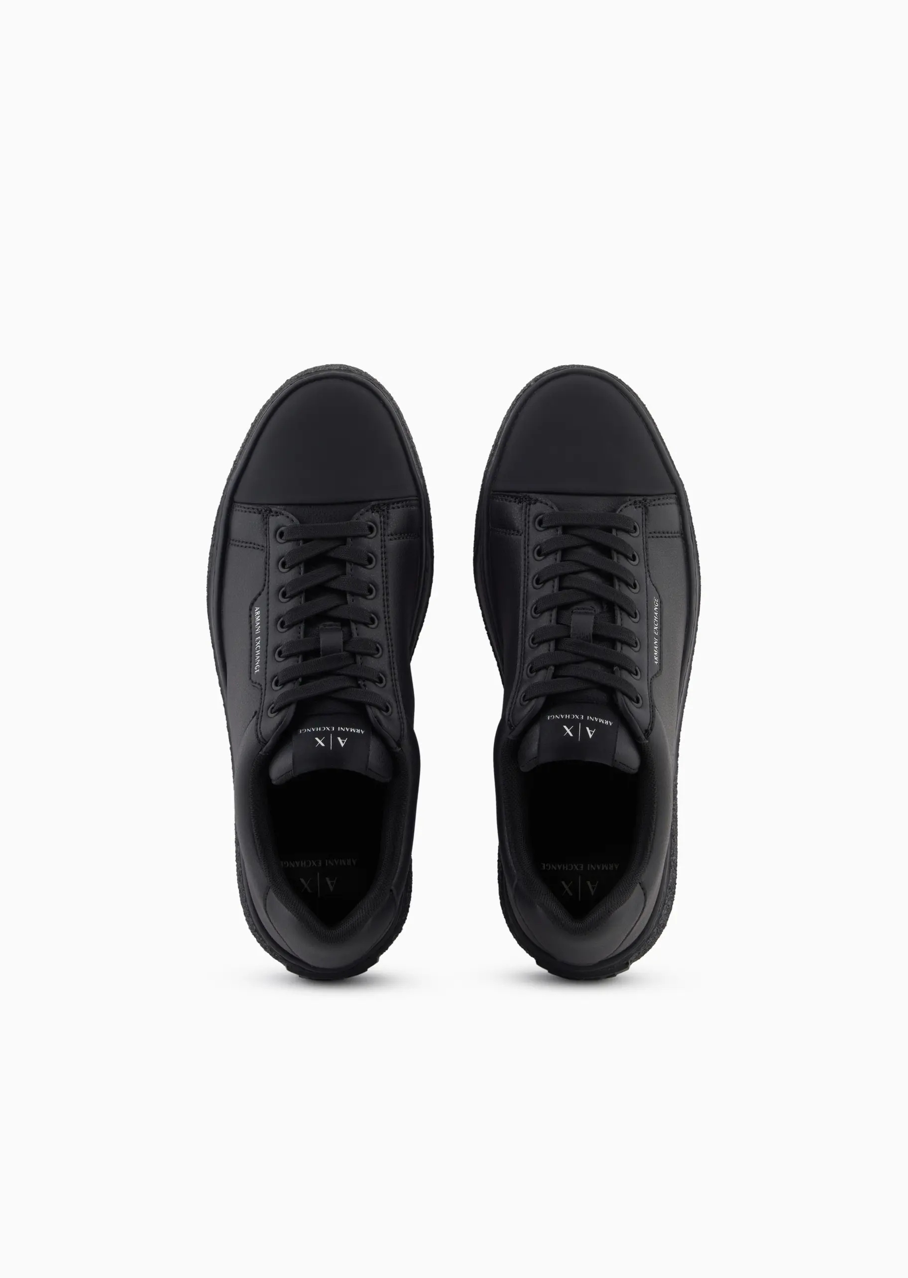 Armani Exchange Round Toe Low Top Sneakers In Black