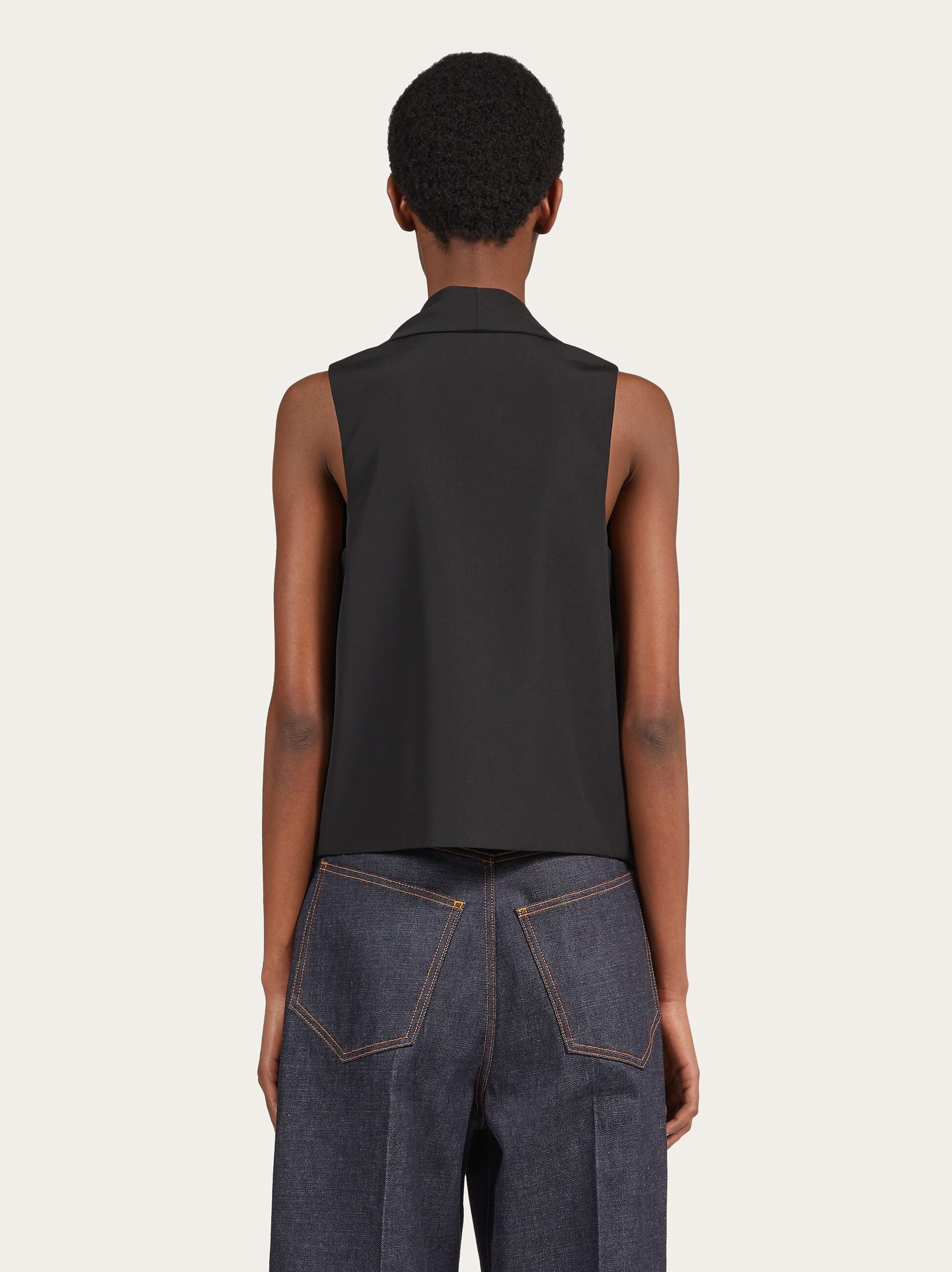Ferragamo Salvatore Pointed Hem Straight Cut Back Waistcoat In Black