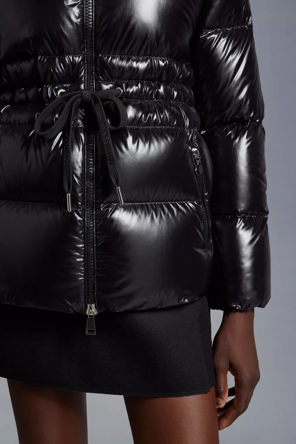 Moncler Taleve Zipper Down Jacket In Black