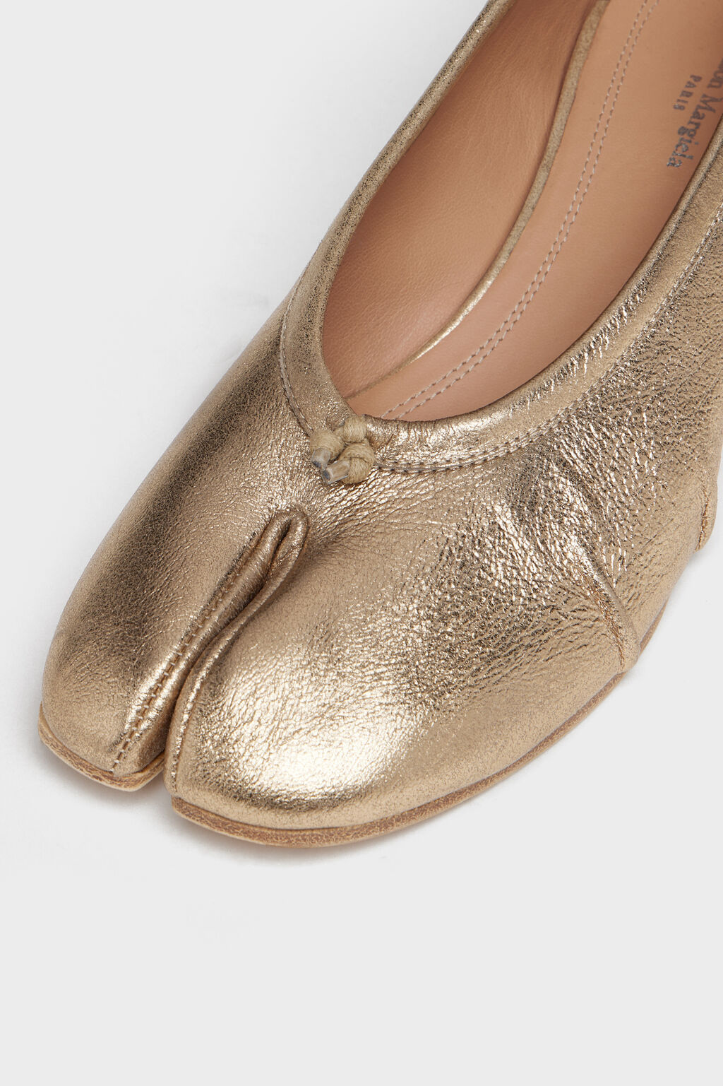 Maison Margiela Tabi Pumps In Gold