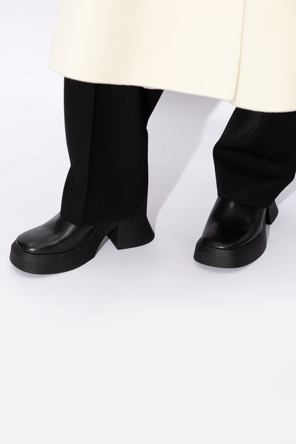Miista Muller Shoes With Round Head In Black