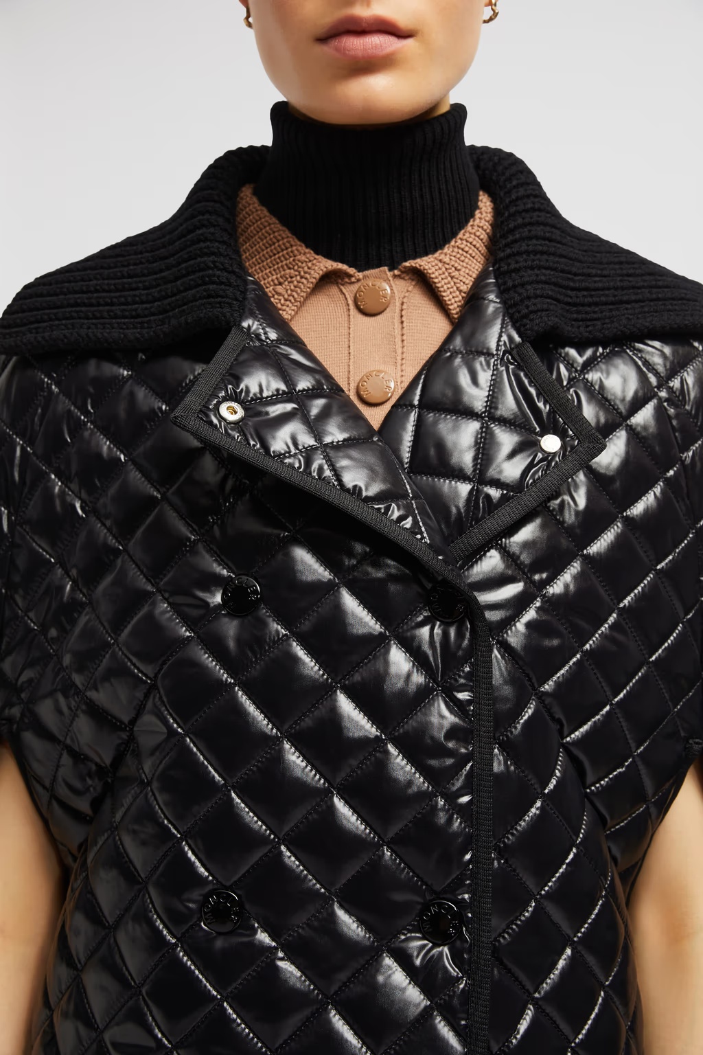 Moncler Quiletd Padded Cape In Black
