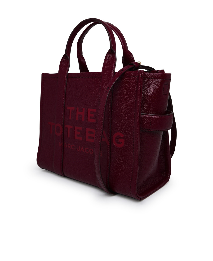 Marc Jacobs The Leather Logo Embossed Tote Bag In Brown