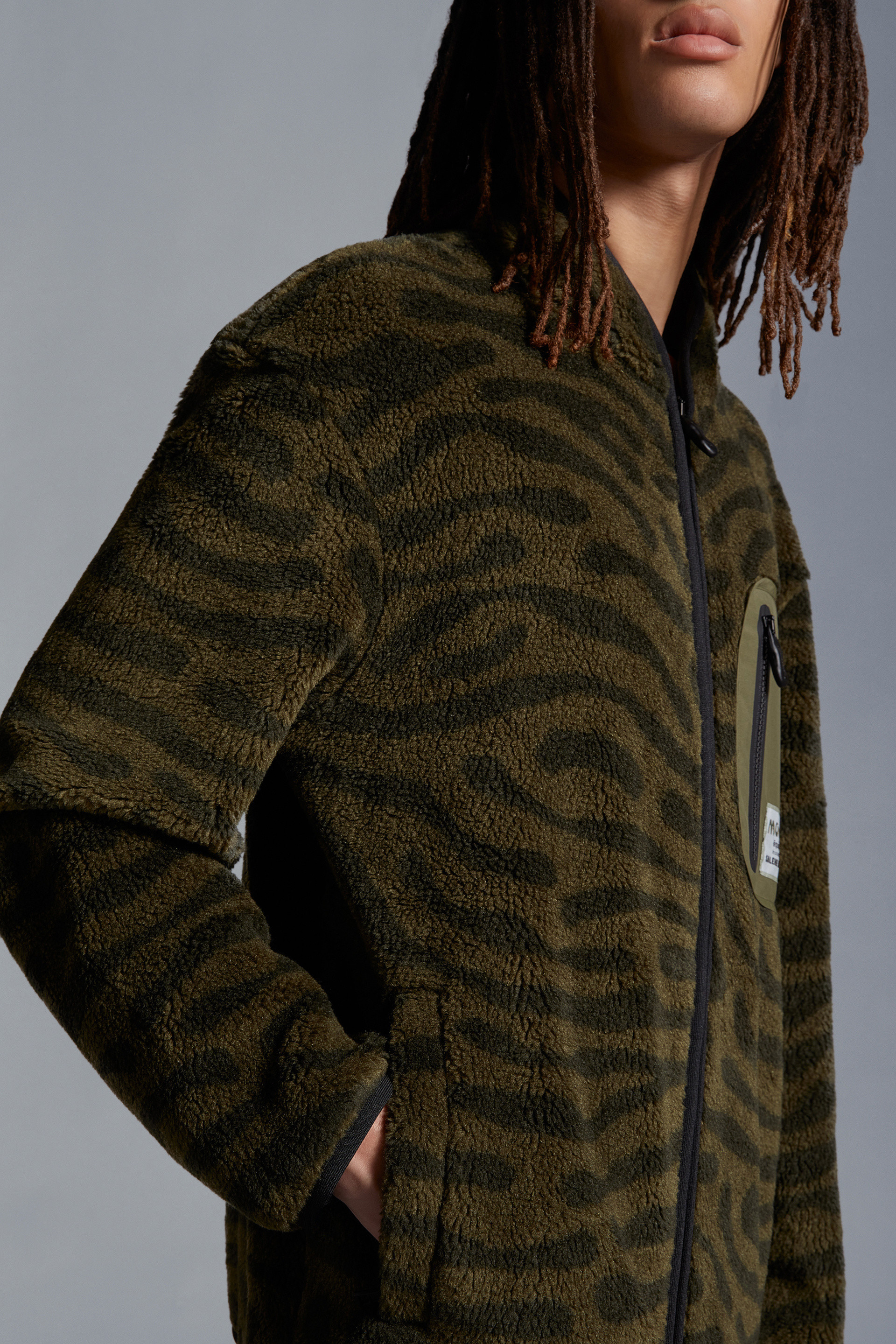 Moncler X Salehe Bembury Graphic-print Cardigan In Green
