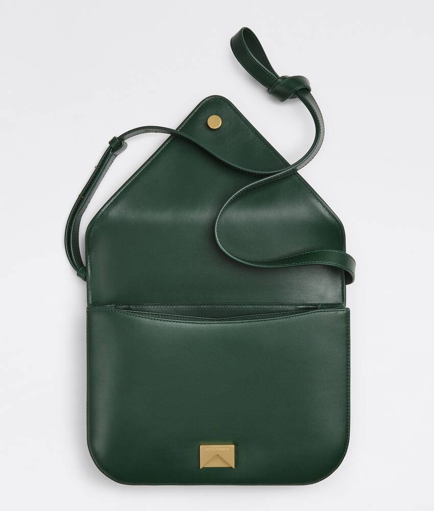 Bottega Veneta Mount Shoulder Bag In Green