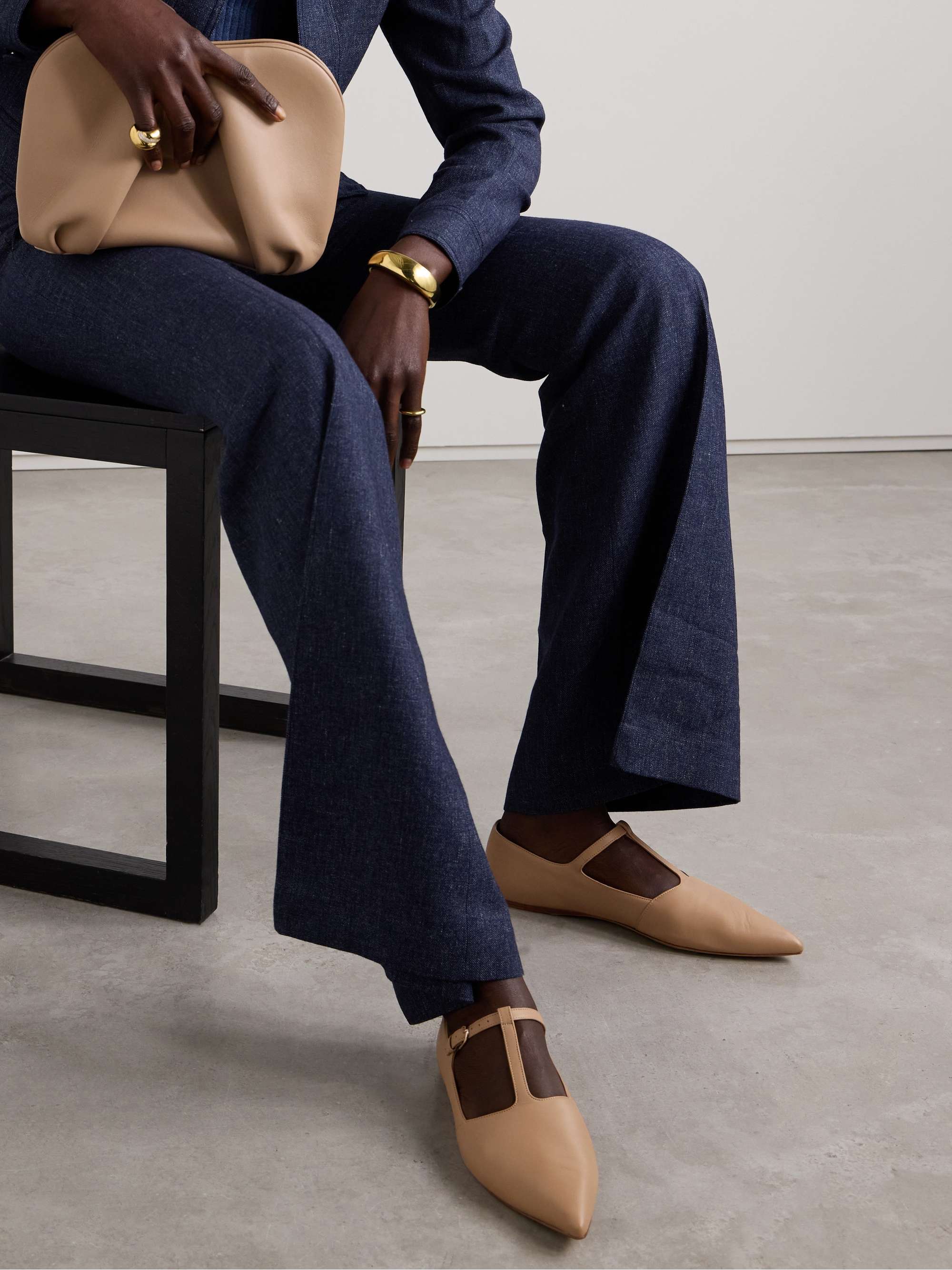 Gabriela Hearst Pointed-toe Flats In Neutral