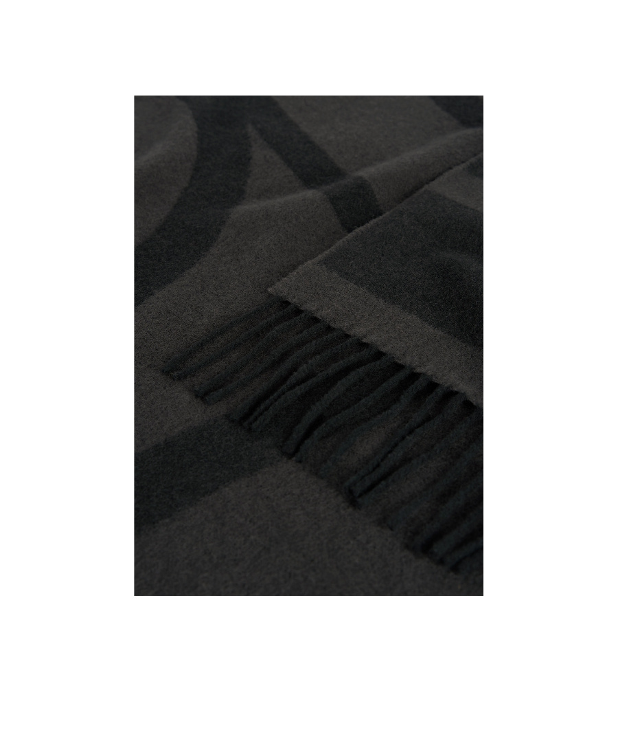 Totême Intarsia-knit Virgin-wool Scarf In Gray