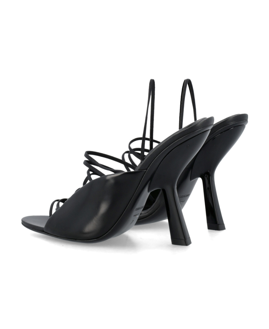 Ferragamo Altaire 105 Strappy Leather Sandals In Black