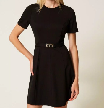 Twinset Robe Courte Avec Boucle Oval T In Black