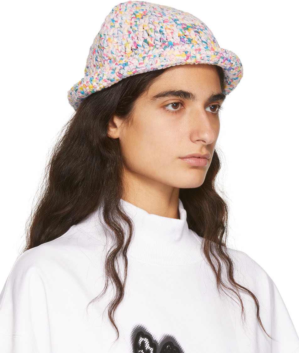 We11 Done Logo Coarse Knitted Fisherman's Hat In White