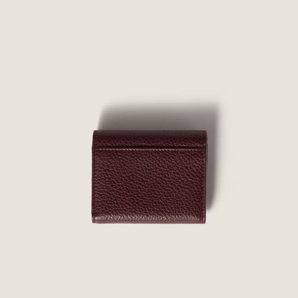 Miu Miu Small Logo-plaque Leather Wallet In Red