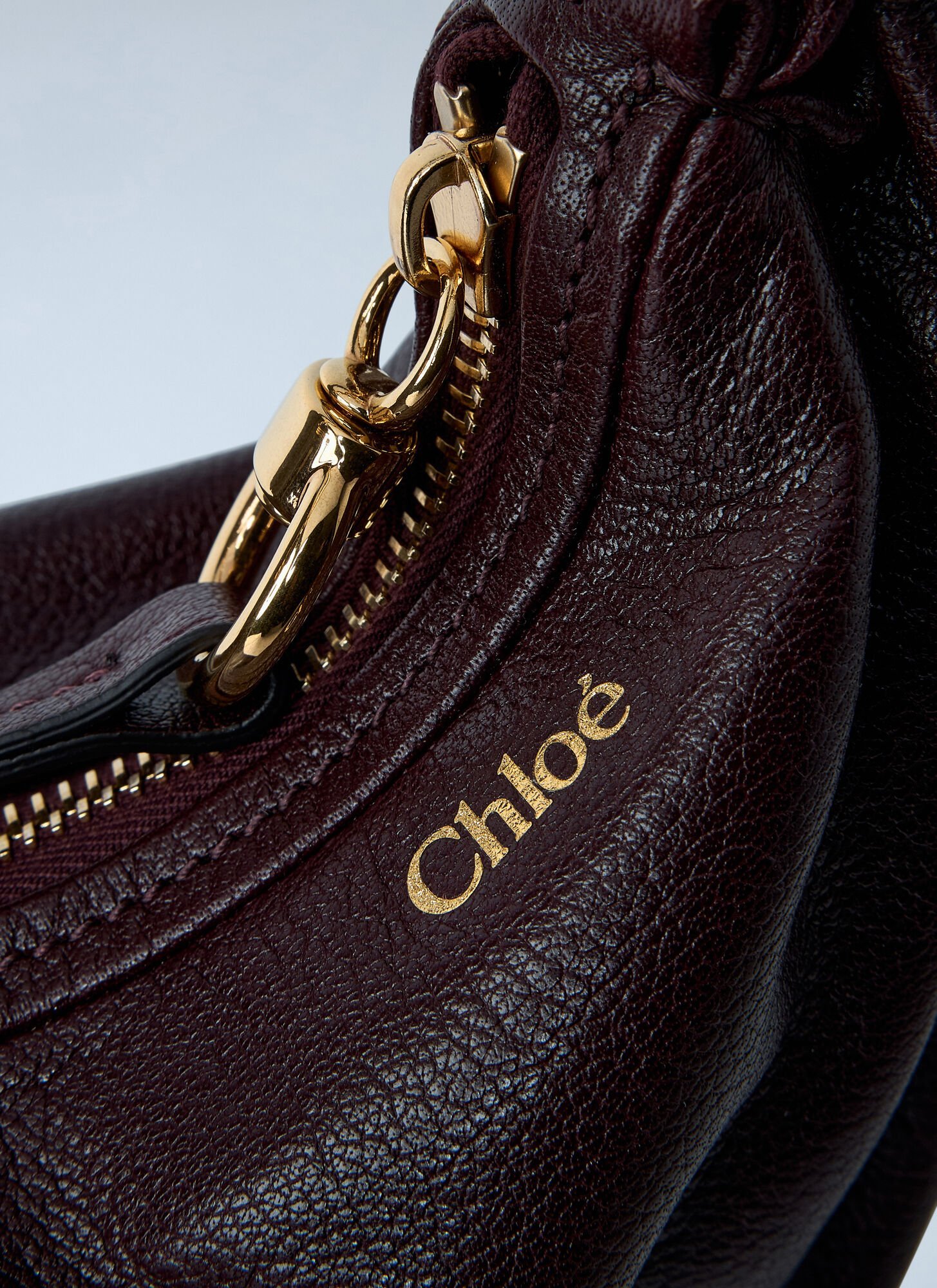 Chloé Circular-handle Leather Tote Bag In Black