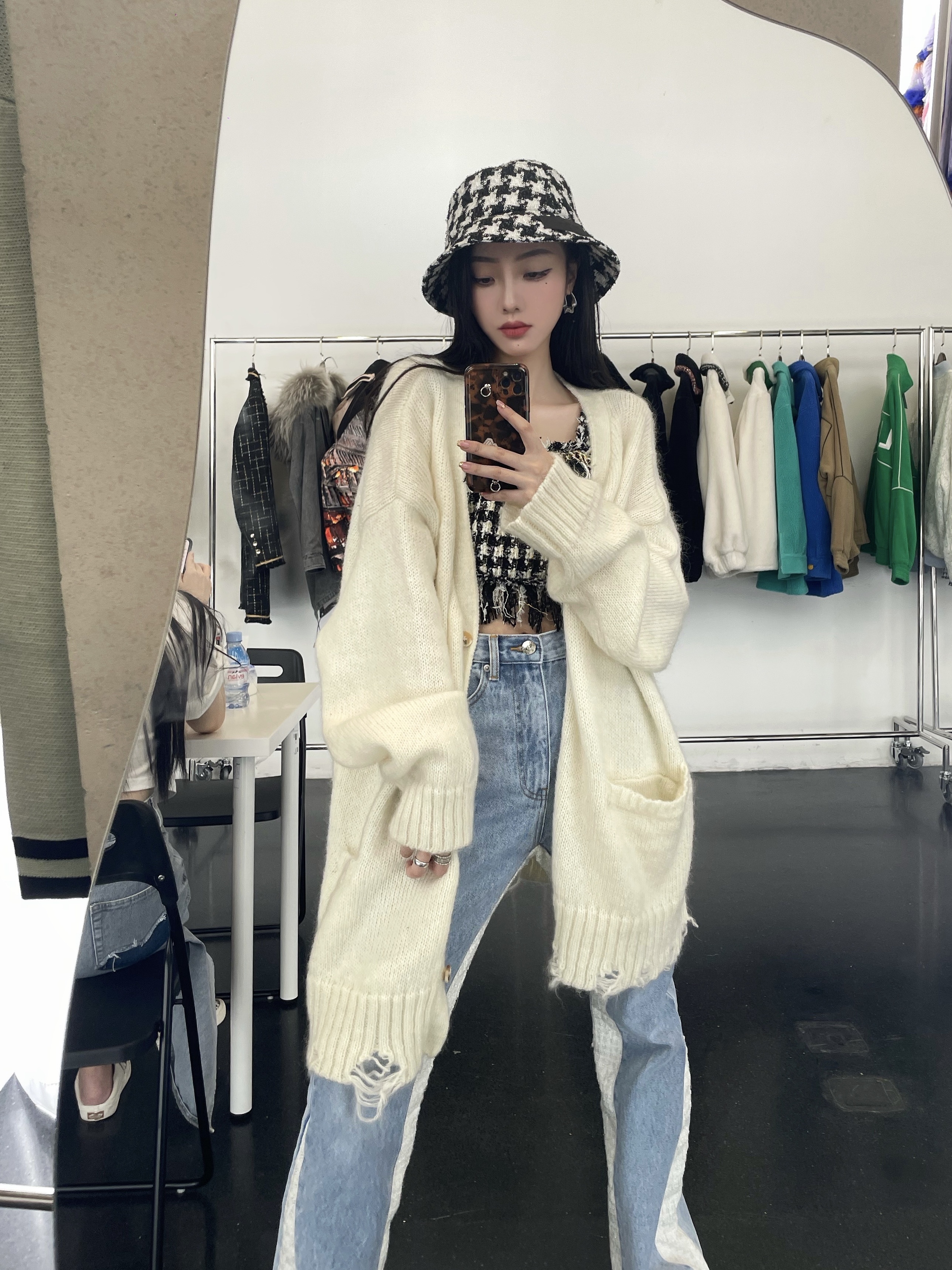 Charlie Luciano Imitation Of Old Logo Knitted Cardigan In Neutral