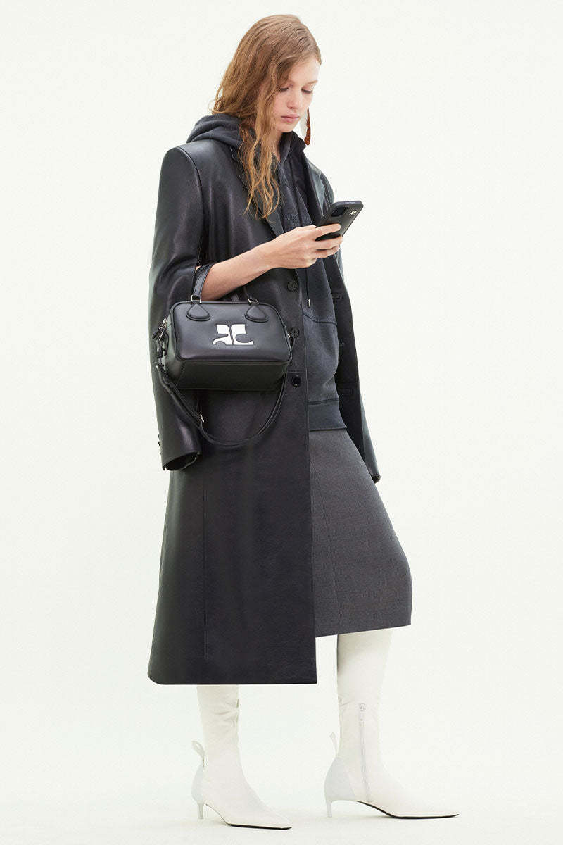 Courrèges Rectangular Black Cowhide Leather Shoulder Bag With Contrasting Logo In Black