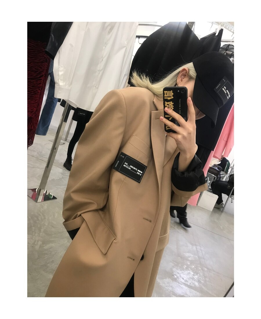 We11 Done Logo-patch Single-breasted Blazer In Nude