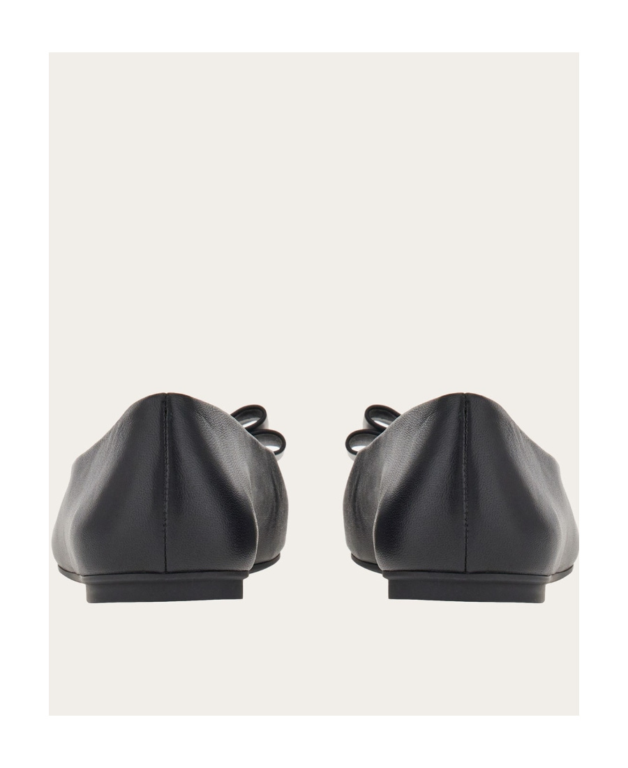Ferragamo Vanna Vara Bow Ballet Flats In Calf Leather In Black