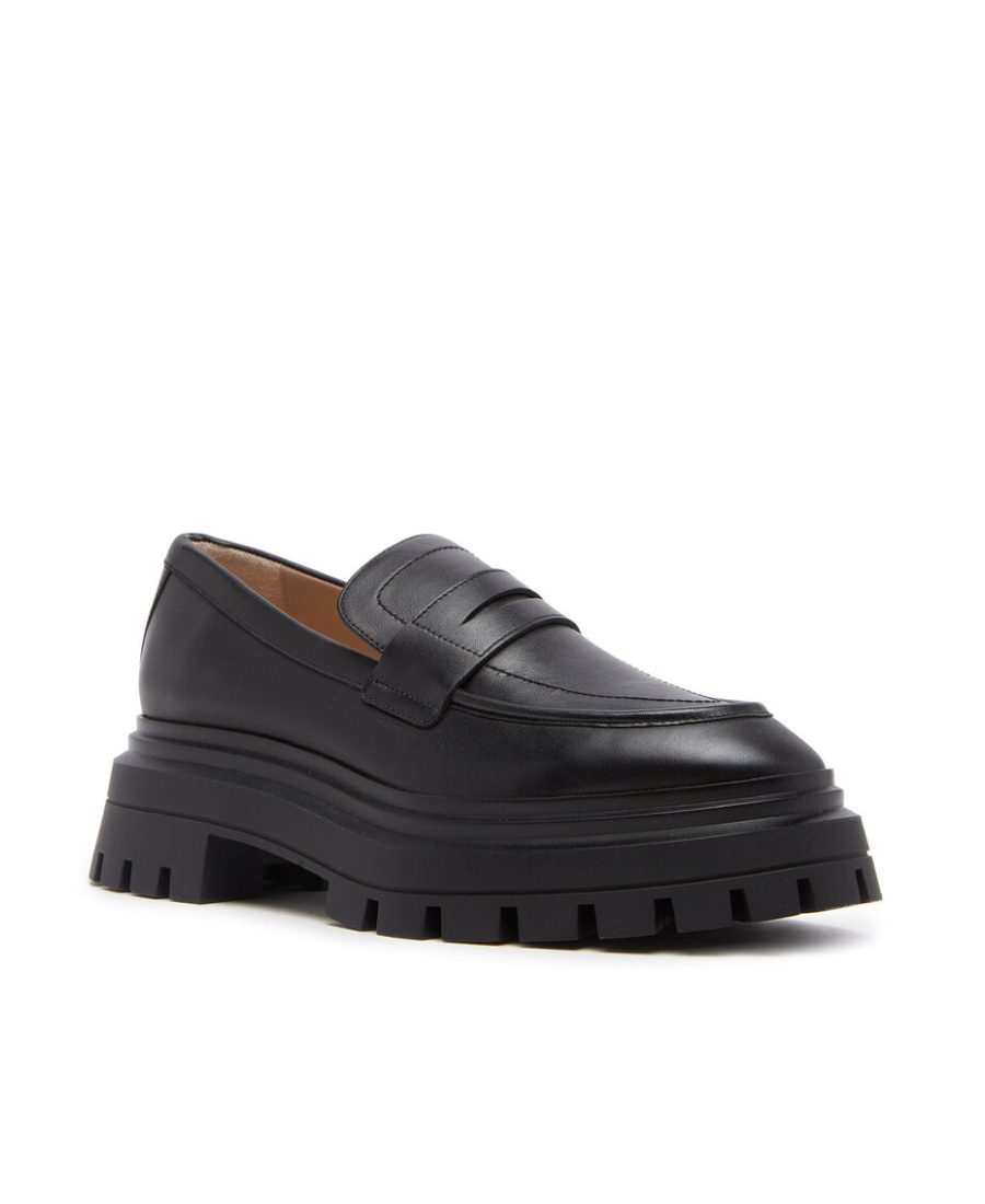 Stuart Weitzman Almond-toe Leather Loafers In Black