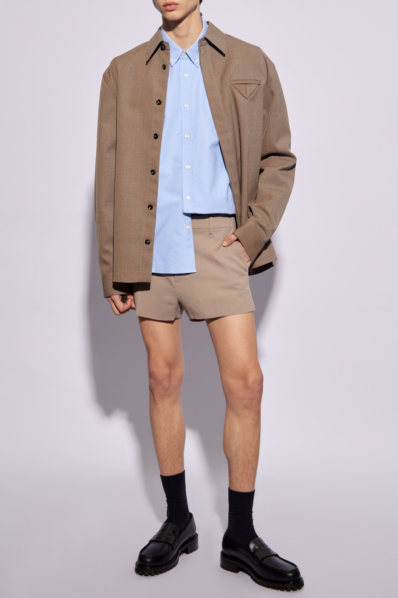 Ami Alexandre Mattiussi Ami Crepe Mini Shorts In Nude