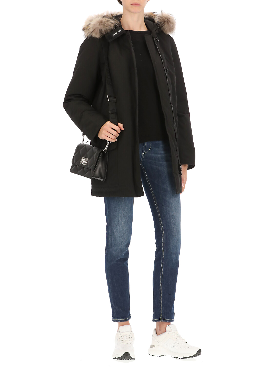 Woolrich Arctic Buttoned Jacket In Black