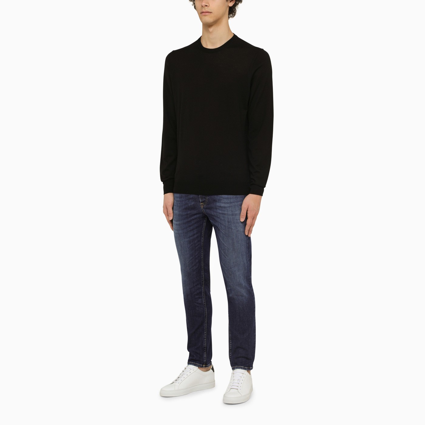 Drumohr Round Neck Long-sleeved Sweater In Black
