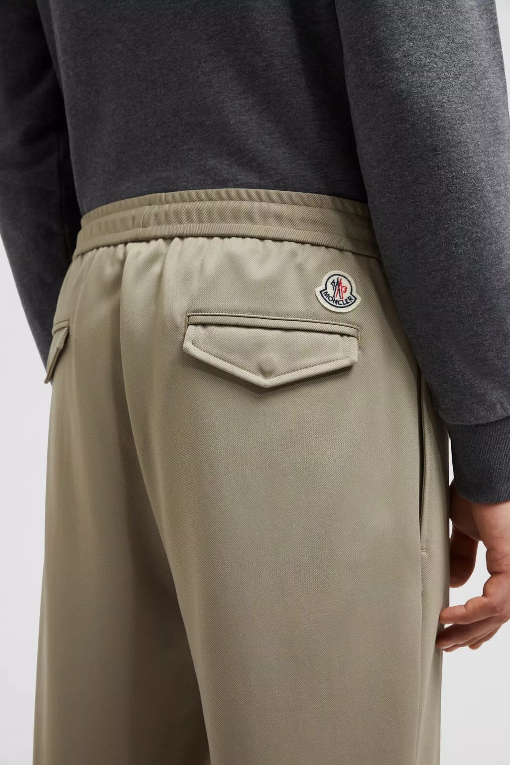 Moncler Logo Patch Drawstring Track Pants In Gray