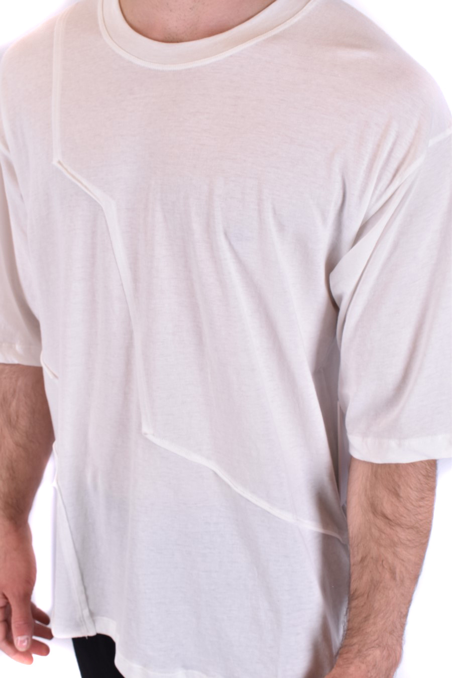 Isabel Benenato T-shirt With Round Neck And Short Sleeves In White