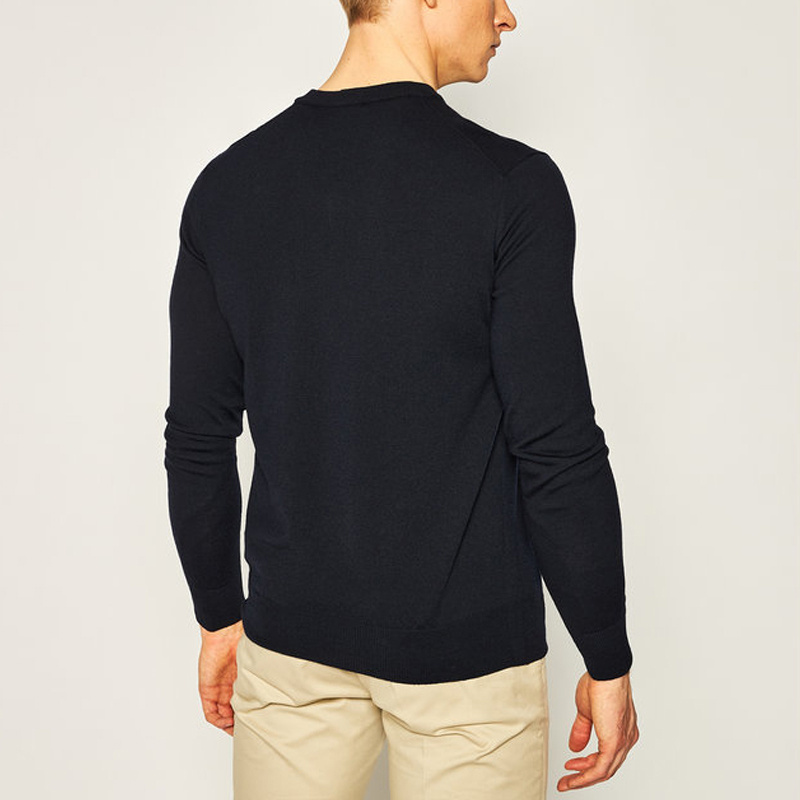 Ea7 V-neck Knitted Pullover In Black