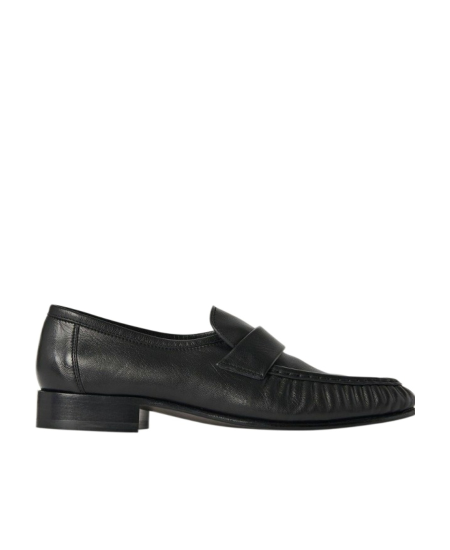 The Row Round-head Pleated Loafers In Black