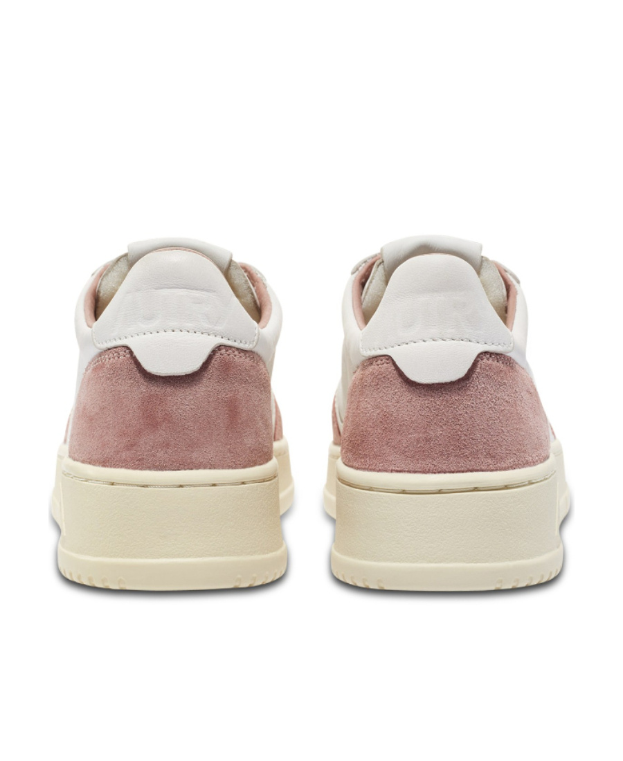 Autry Medalist Leather Sneakers In Nude