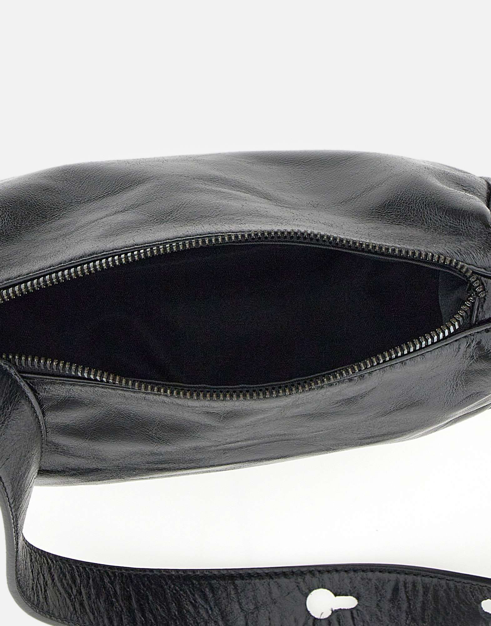Gianni Chiarini Logo Patch Shoulder Bag In Black