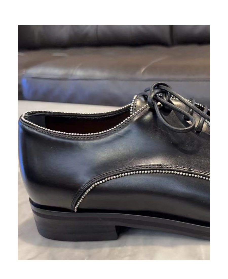 Alaïa Casual Flat Shoes In Black