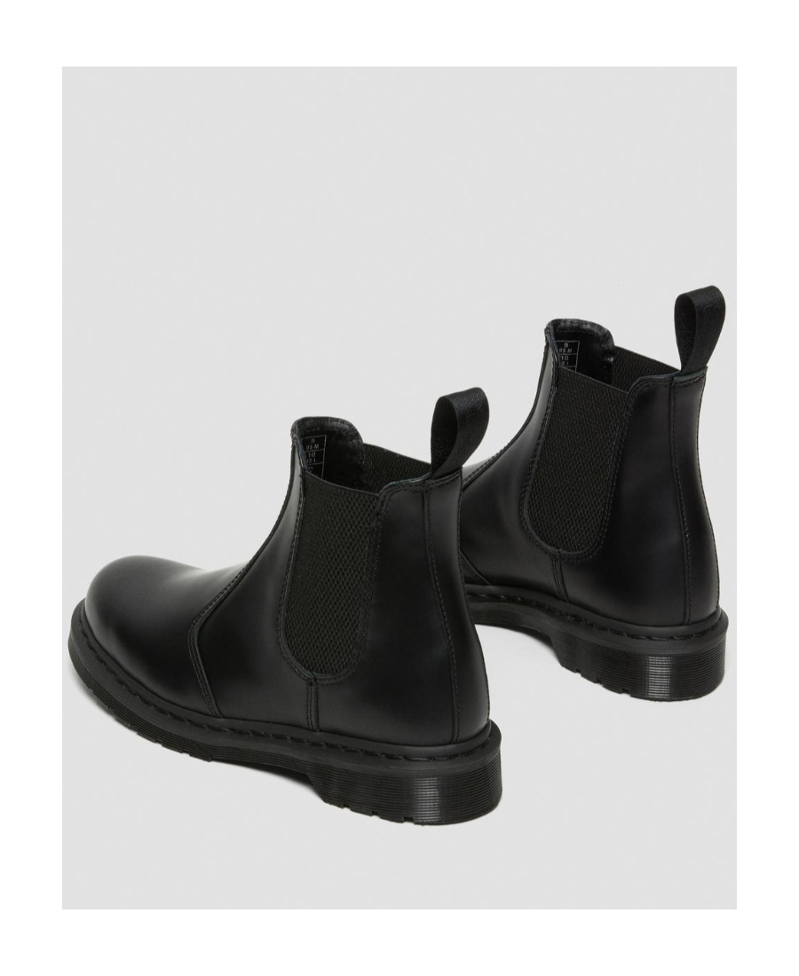 DR. MARTENS' ROUND-HEADED ANKLE BOOTS