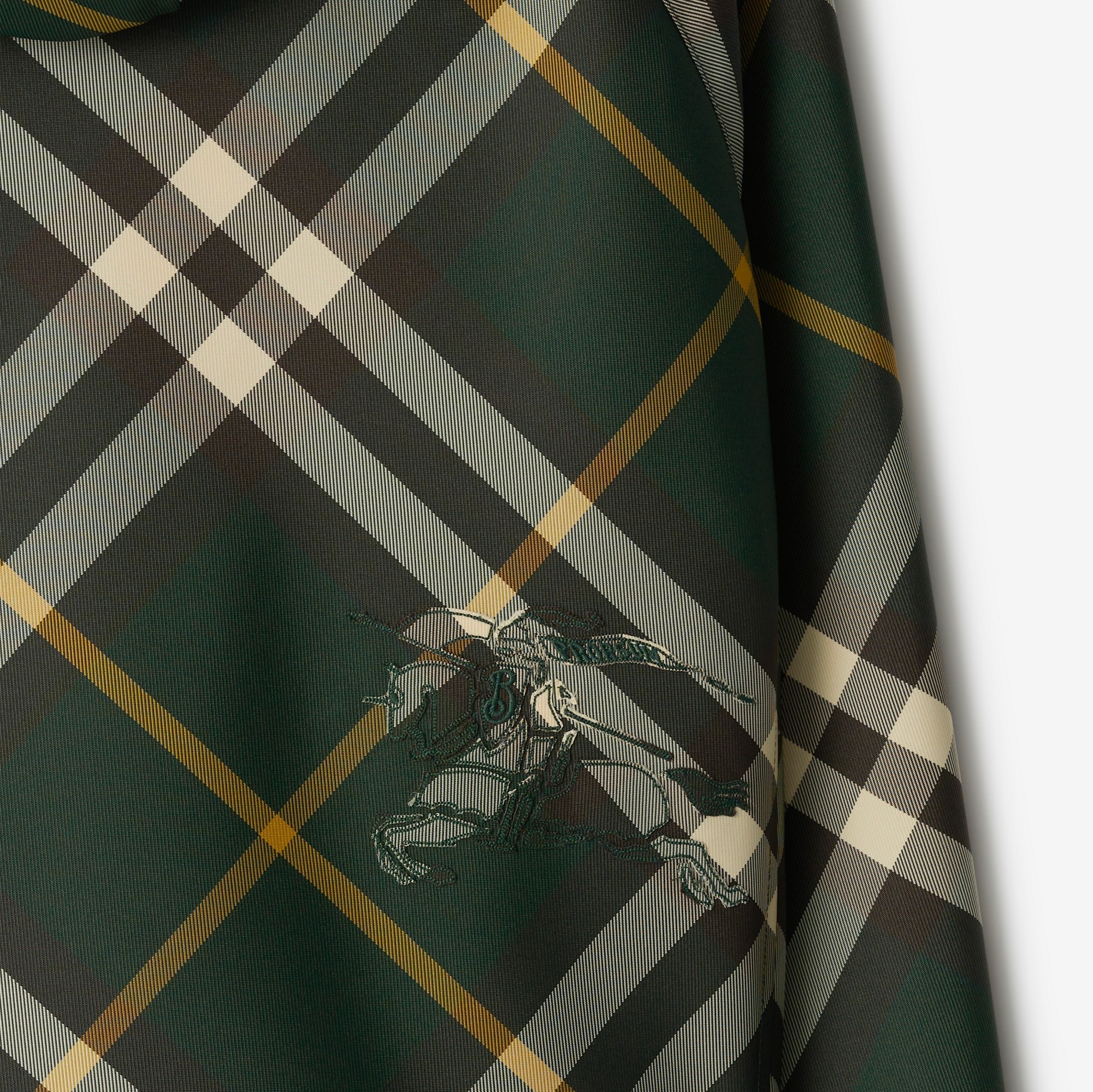 Burberry Gray Cropped Check Quilted Barn Jacket In Black