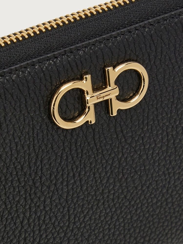 Ferragamo Gancini Continental Wallet In Black