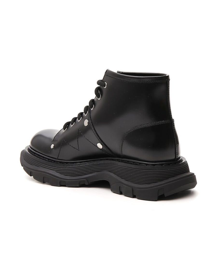 Alexander Mcqueen Tread Lace-up Boots In Black