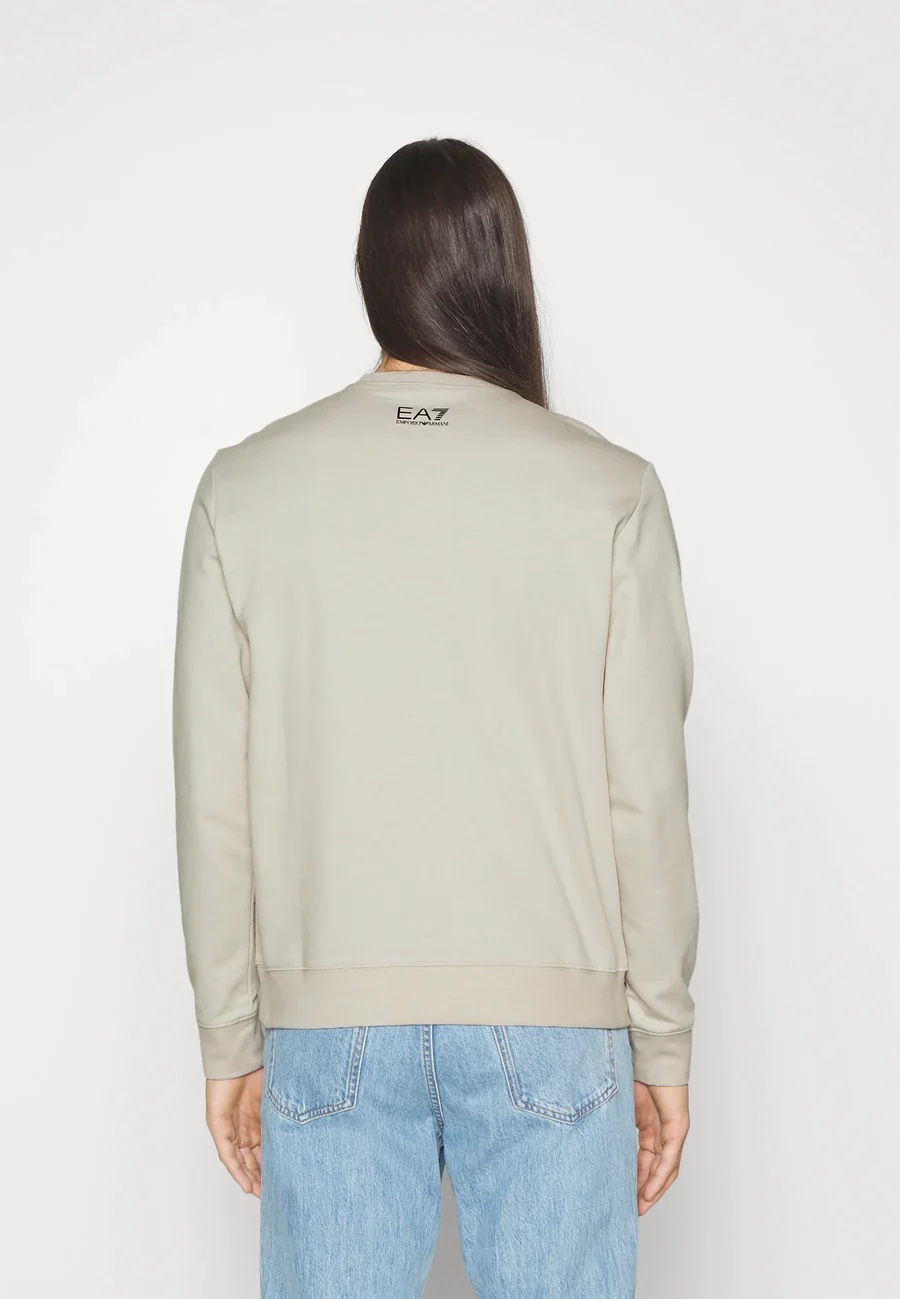 Ea7 Logo Round-necked Sweater In White