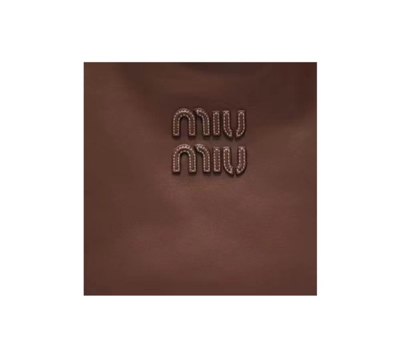 Miu Miu Ivy Logo Shoulder Bag In Red