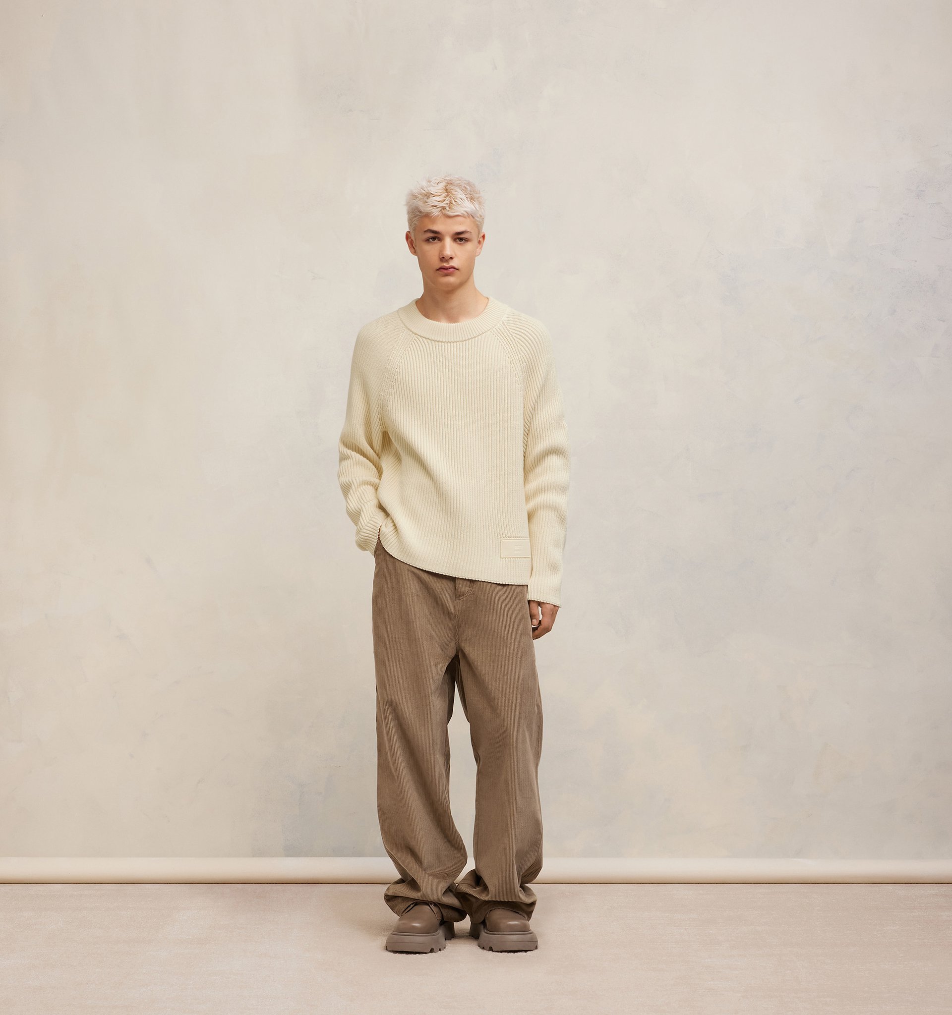 Ami Alexandre Mattiussi Ami Crewneck Knitted Jumper In Nude