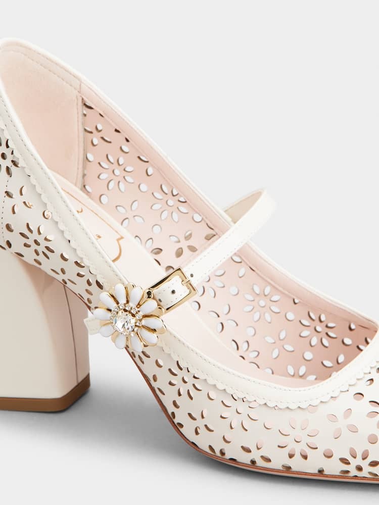Roger Vivier Leather New Tres Viv Mary Jane Pumps 85 In Off-white