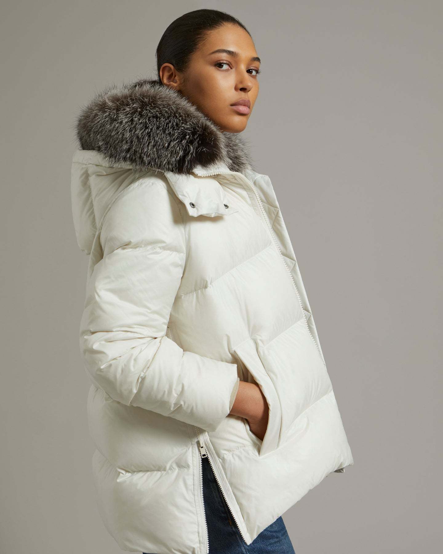 Yves Salomon A-shaped Waterproof Down Jacket In White