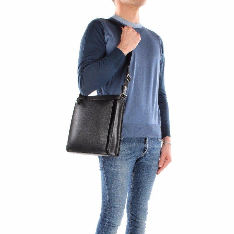 Fendi Logo Details Satchel In Black