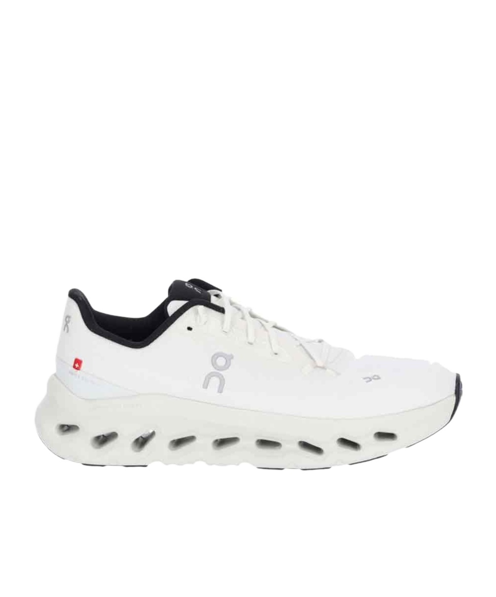 On Running Cloudtilt Sneakers In White