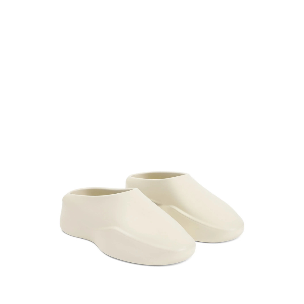 Fear Of God Logo Patch Slip-on Runner Sneakers In Neutral