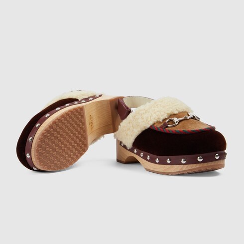 GUCCI HORSEBIT-DETAIL VELVET CLOGS 