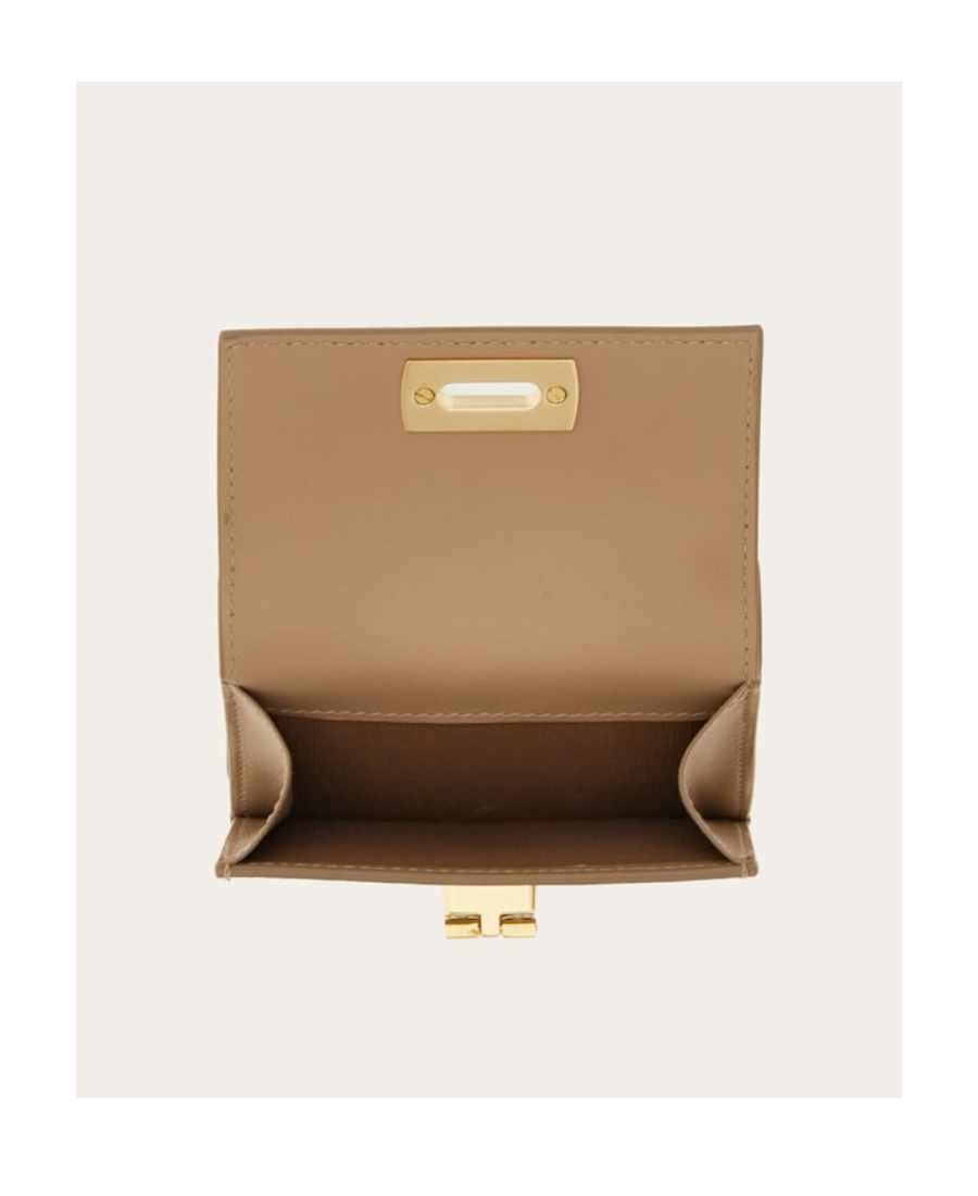 Ferragamo Gancini-buckle Leather Wallet In Green