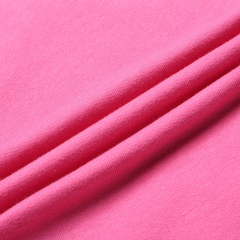 Pinko X Hello Kitty Dig And Cut The Details Of The Sweater. In Pink