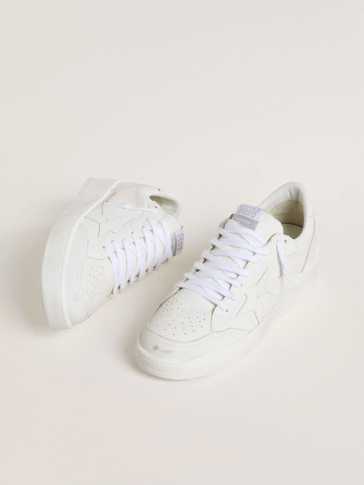 Golden Goose Lace-up Low-top Sneakers In White