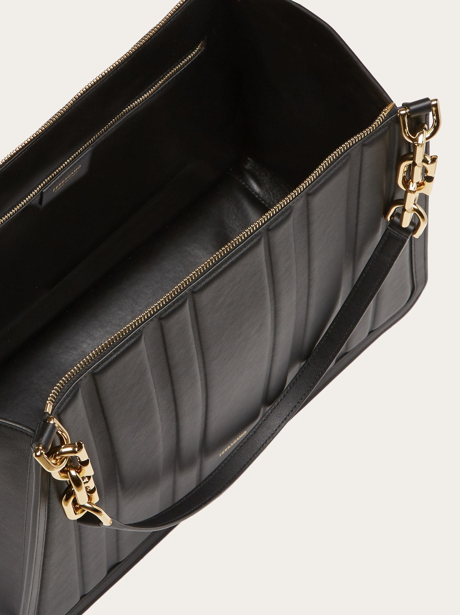 Ferragamo Panelled-design Leather Tote Bag In Black