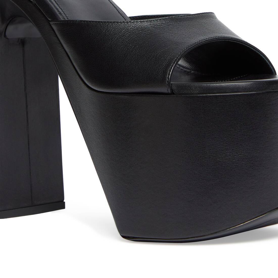 Balenciaga Camden 160 Platform Sandals In Calf Leather In Black